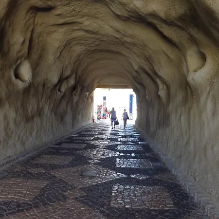 Garden Hill M Cip דירה